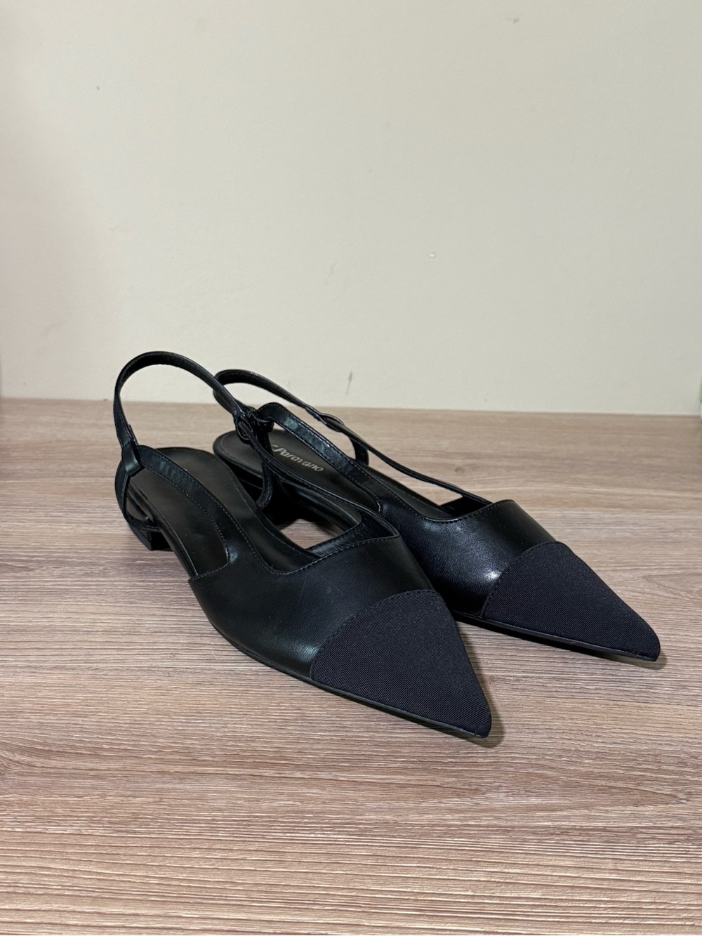 C.Paravano Women's Pointed Toe Slingback Flat size 41